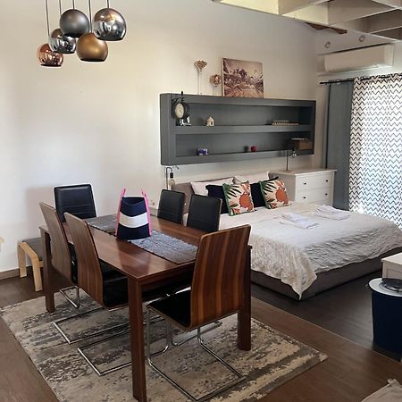 Small House Nea In City Center-With Free Parking Pula Exteriör bild