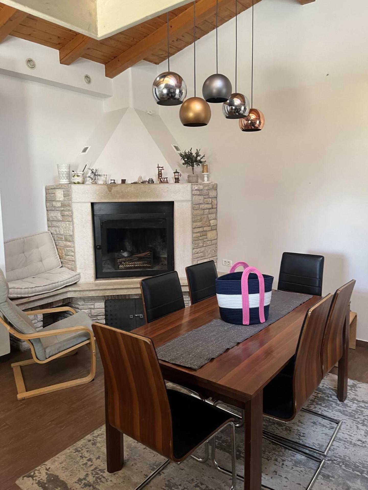Small House Nea In City Center-With Free Parking Pula Exteriör bild